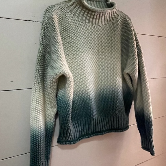 She + Sky Ombré Sweater - Picture 2 of 3
